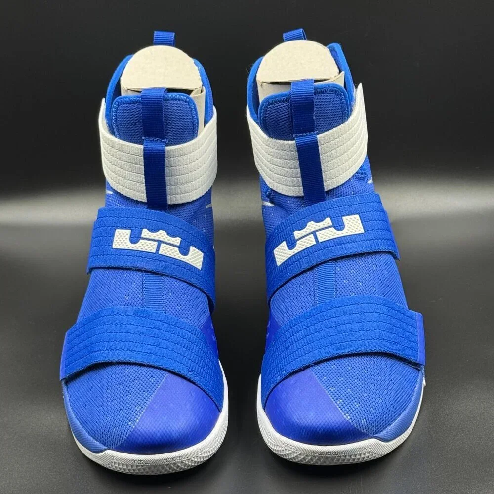 Nike lebron soldier